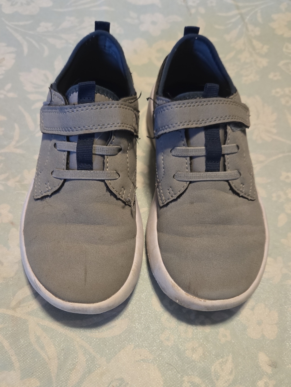 Sperry Kids Gray and Navy Hook-and-Loop Sneakers